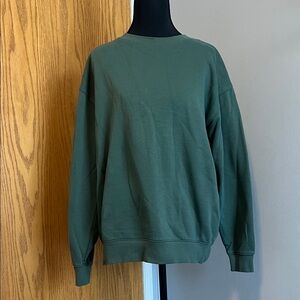 Universal Thread Men's Forest Green Crewneck Sweater